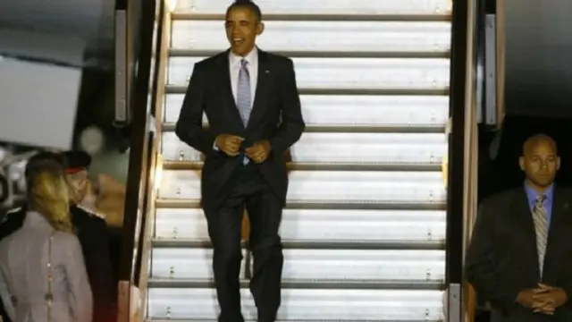 أوباما لدى وصوله إلى بريطانيا