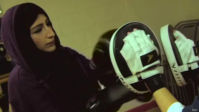 किक बॉक्सिंग