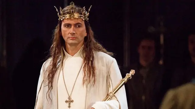 اس موقعے پر ہیملٹ کا ورلڈ ٹور دو سال بعد واپس آئے گا