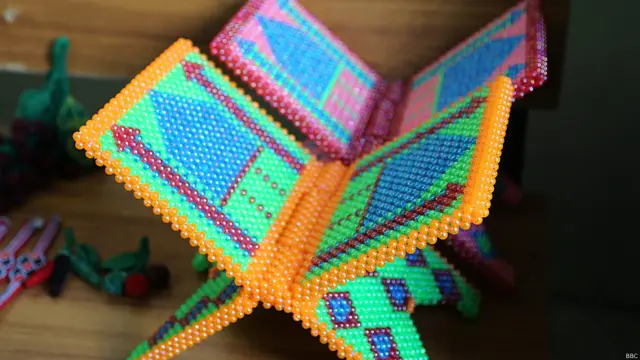 کاریګر بندیان له نورو زندانیانو په جلا بلاک کې اوسېږي.