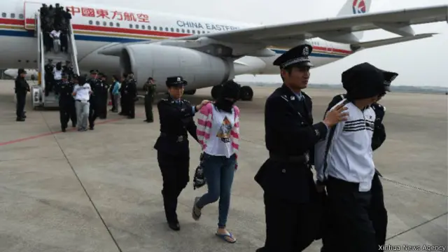 中国贵州警方侦破中国近年来单笔最大的一起电信诈骗案， 涉案金额等多方面都创下历史之最。