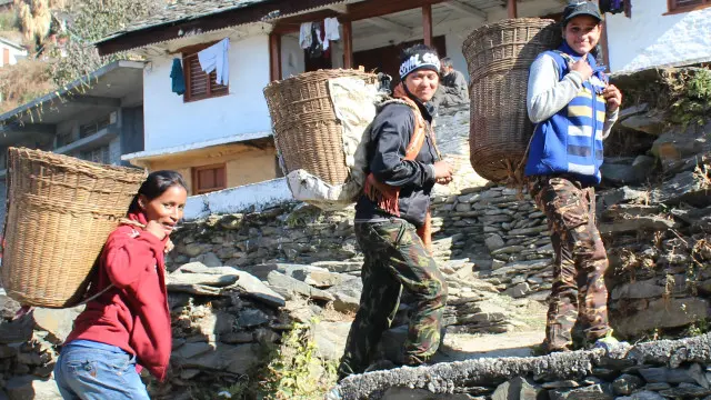 اب وہ بہت سی لڑکیوں کو تربیت دیتی ہیں