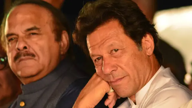 تحریک انصاف کے ترجمان نعیم الحق نے کہا تھا کہ عمران خان نے کرکٹ کھیل کر کمائے ہوئے پیسوں سے ’قانونی‘ لیگل آف شور کمپنی‘ بنائی تھی