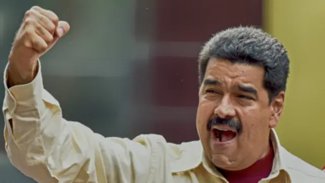 مادورو متقابلا پارلمان را به انحلال و راه اندازی انقلاب تهدید کرده بود