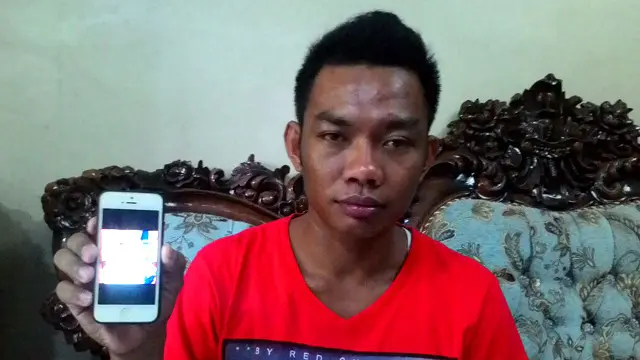 Hendri, sepupu Peter Tonsen Barahama, salah satu ABK yang diculik Abu Sayyaf.