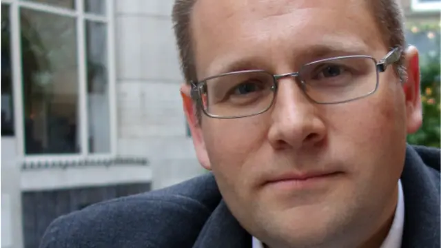 费尔·巴蒂(Phil Baty)