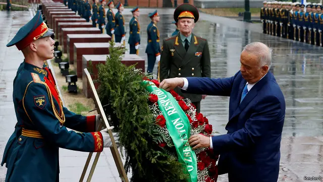 اسلام کریموف په مسکو کې