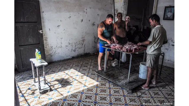 Appreciate every piece - by Marcin Jucha (UK) / FPOTY