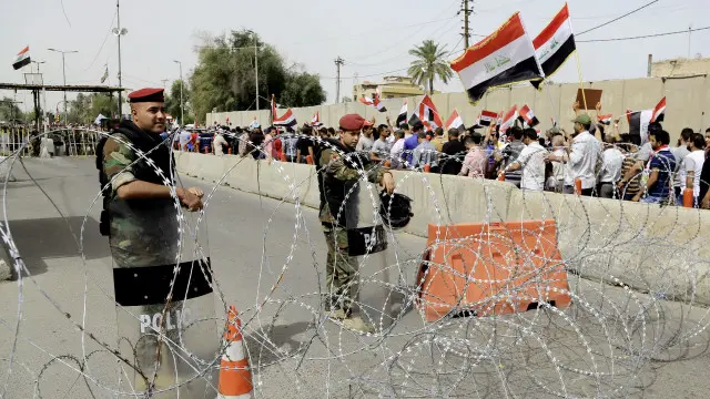 محوطه سبز بغداد، منطقه‌ای است که اکثر سفارت‌خانه‌ها و مراکز مهم سیاسی عراق در آن واقع شده است