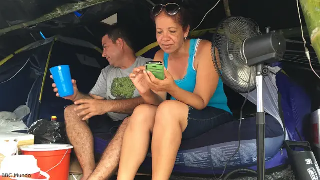 Néstor Besada y su mujer