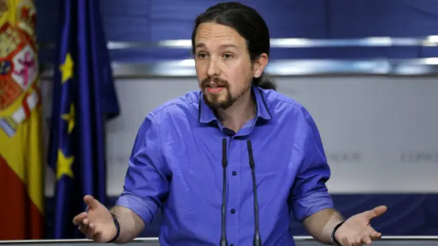 Pablo Iglesias, del Parido Podemos, brindó una conferencia tras el encuentro con el rey Felipe.