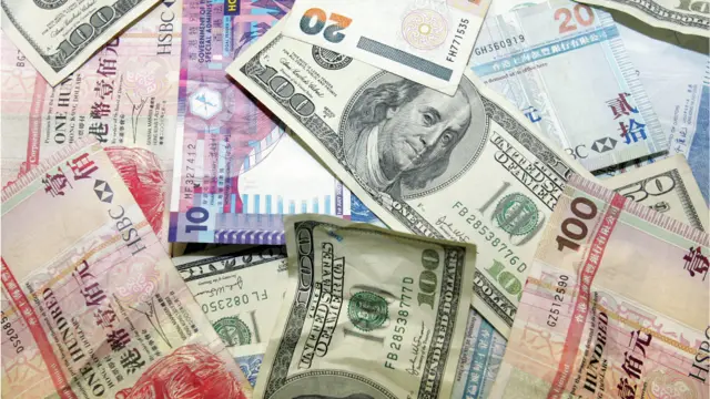 港元与美元钞票（资料图片）
