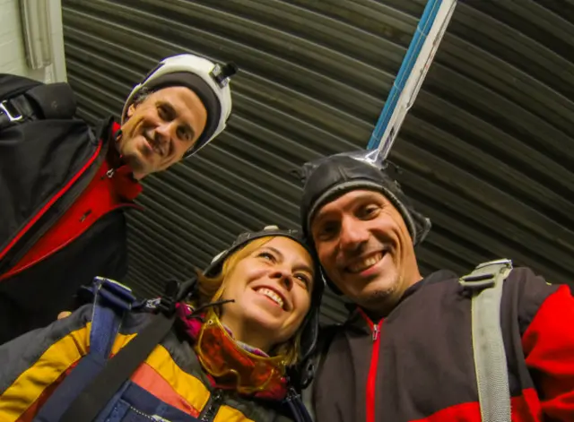 После прыжка с парашютом