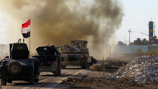 معارك شديدة شهدتها الرمادي قبل أن تطرد القوات العراقية تنظيم الدولة من المدينة