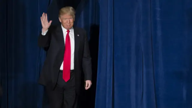 آقای ترامپ در واشنگتن برای اولین بار با جزئیات سیاست خارجی خود را تشریح کرد