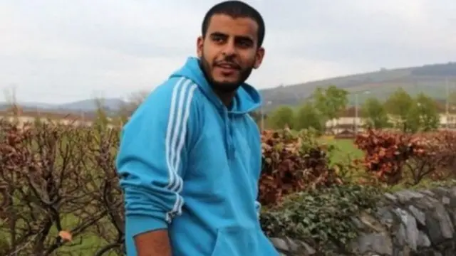 السلطات المصرية تتهم إبراهيم حلاوة بأنه عضو في جماعة الإخوان، لكن أسرته تنفي ذلك