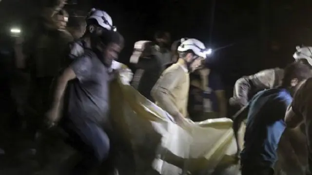 الغارات استهدفت مستشفى ومبنى سكنيا مجاورا