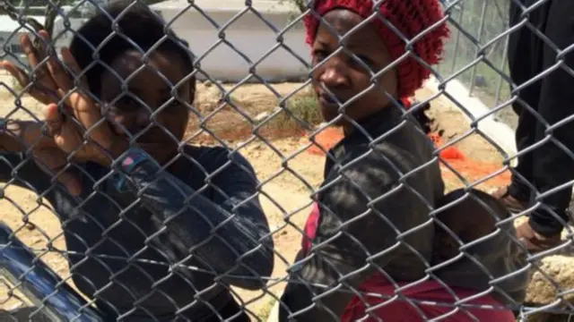 بلیسنگ نے کہا کہ انھیں اسلامی شدت پسندوں کی وجہ سے نائجیریا چھوڑنا پڑا