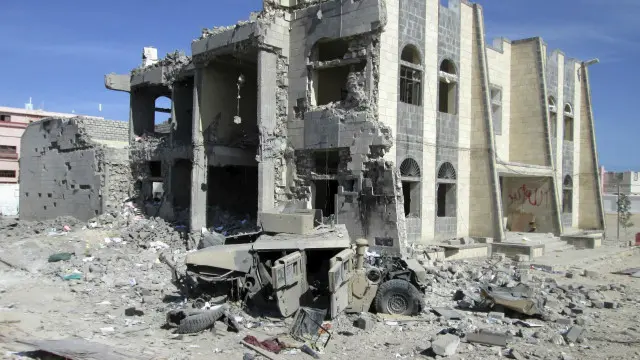 الحرب في اليمن أودت بحياة ما لا يقل عن 6200 شخص وإصابة آلاف آخرين