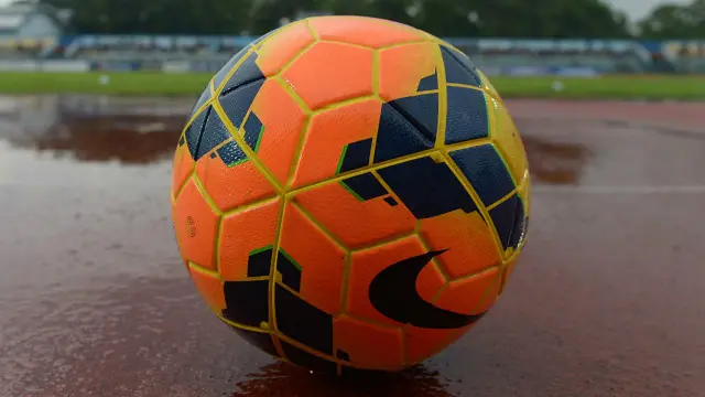 Sanksi pemerintah terhadap PSSI akan dicabut pada pertengahan Mei.