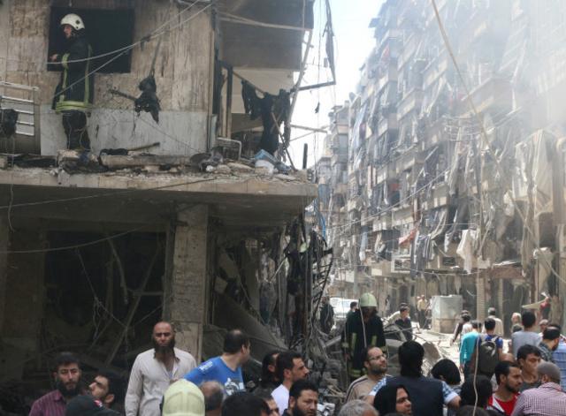 Una calle destrozada de Alepo