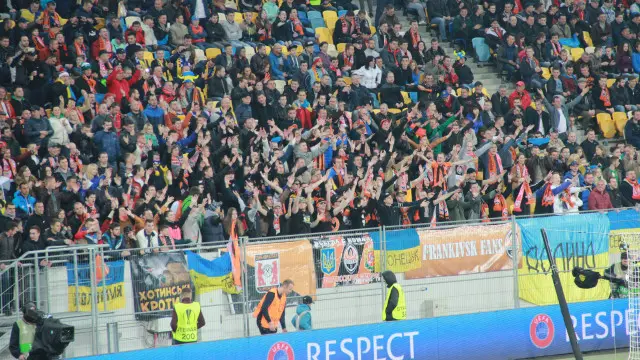 футбольні фанати