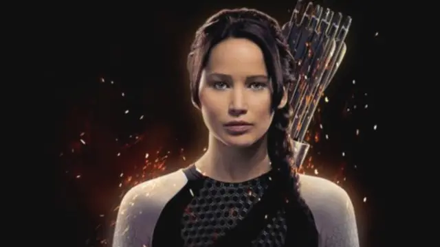 هل يمكن أن تصبح كاتنيس إيفردين، بطلة سلسلة كتب "ألعاب الجوع" التي تحولت إلى أفلام سينمائية، إلى إحدى البطلات الخالدات.