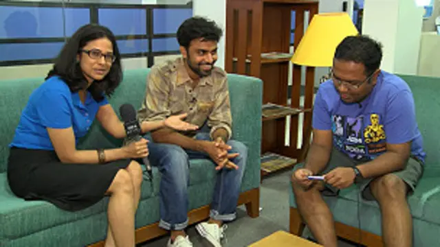 जितेंद्र कुमार और बिस्वपति सरकार जिनकी पहचान टीवी प्रस्तोता के तौर पर है.