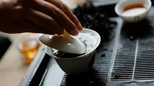 "Ini tampak cocok untuk pengemis, tetapi harganya untuk seorang kaisar" 