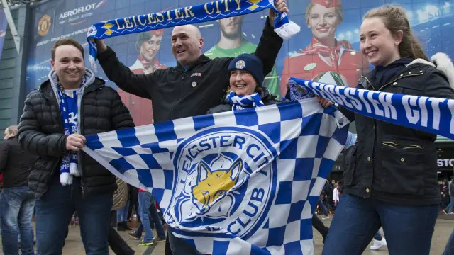 Apabila Tottenham dikalahkan Chelsea, maka dipastikan Leicester menjadi juara baru Liga Primer.