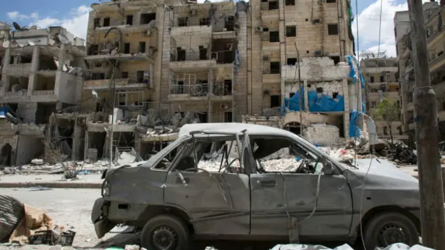 Разрушенная улица Алеппо