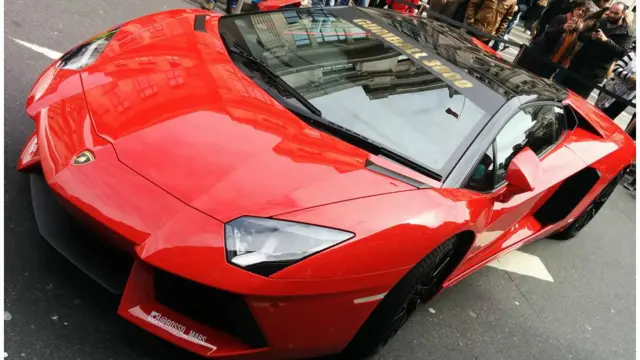 Lamborghini. Foto-foto oleh Nuraki Aziz.