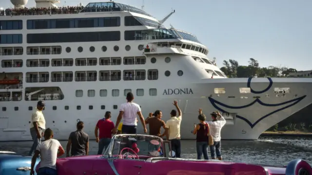 Adonia en La Habana