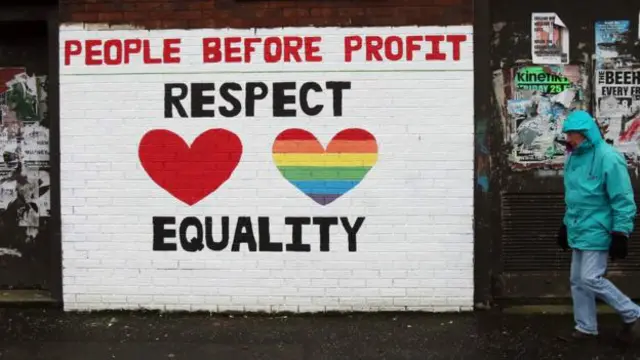 плакат в поддержку однополых браков