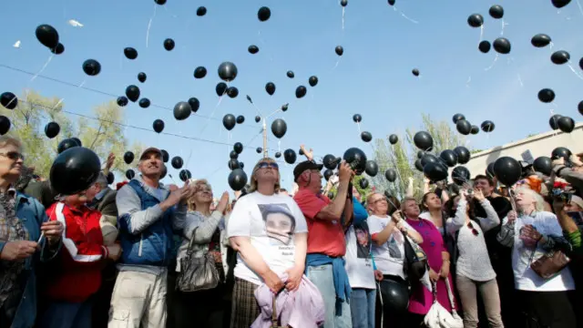 Біля Куликового поля в небо випустили повітряні кульки