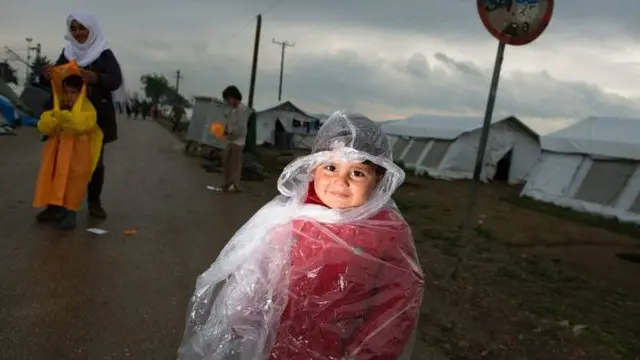 تمكن آلاف اللاجئين السوريين من الوصول إلى اليونان عبر تركيا ودول شمال إفريقيا