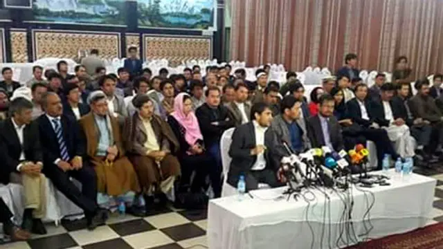 معترضان گفته اند که تغییر مسیر خط انتقال برق از بامیان به سالنگ "به هیچوجه قابل معامله و برخورد سیاسی نیست"