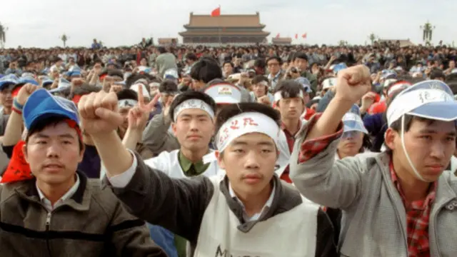 1989年爆發六四「天安門事件」，中國政府用武力鎮壓了在天安門廣場聚集要求民主自由的學生運動，導致嚴重的流血事件。（資料圖片）