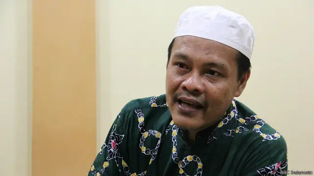 Wakil ketua Nahdlatul Ulama Pamekasan, Misbach Munir mengatakan pihaknya lebih memilih dakwah dengan cara halus ketika dihadapkan persoalan tradisi lama di masyarakat. 