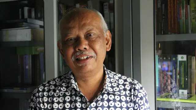 Pengamat keislaman Azyumardi Azra mengatakan, sebagian ulama di Sumatera Barat pada 1800-an, "memilih pendekatan lebih radikal dan melancarkan jihad melawan kaum Muslim yang tidak mau menerima ajaran-ajaran mereka."