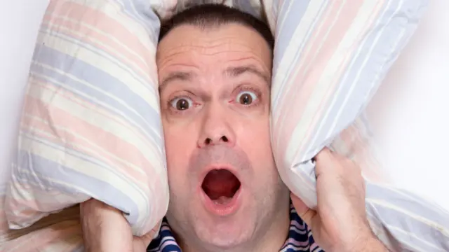 En realidad no es una fractura ya que este órgano masculino no tiene hueso.