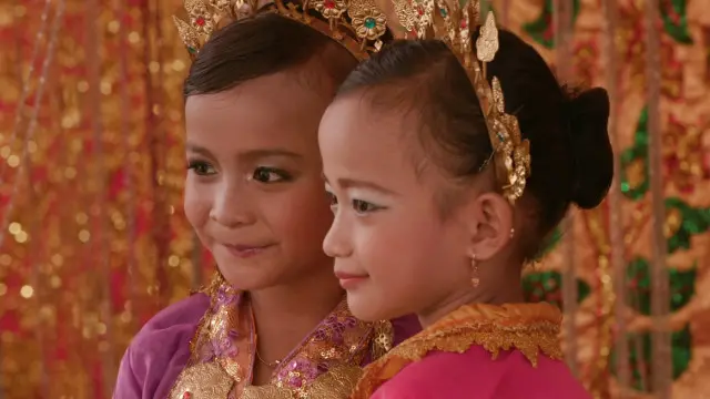 Men minoraga pul tikdim