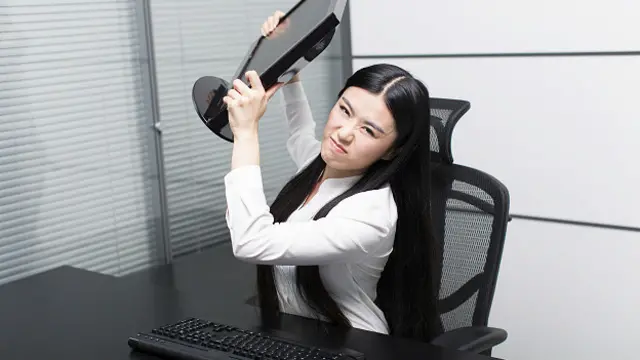 Стрессовая ситуация на работе? Не теряйте голову!