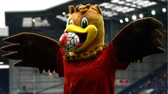 Tienes que meter goles vistiendo un atuendo de este estilo.