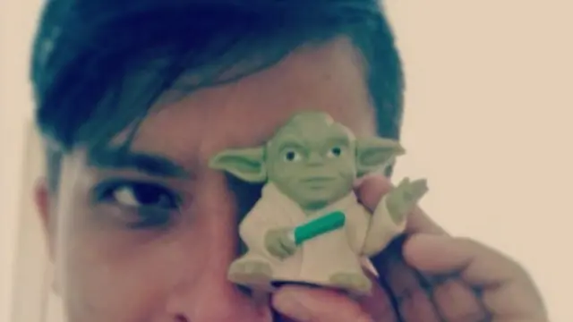 Rubén Alviri con Yoda
