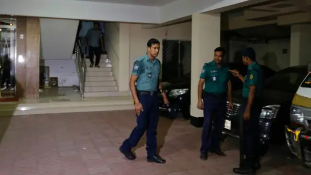 ذوالحاج منان کو ان کے فلیٹ میں چھرے مار میں ہلاک کیا گیا