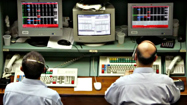 Borsa İstanbul 100 endeksi Nisan ayındaki zirvesinin yüzde 8 aşağısına gerilemiş durumda.