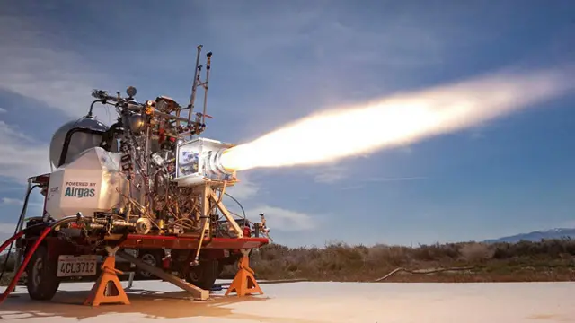 Lynx будет выходить на суборбитальную траекторию при помощи ракетного двигателя, а затем планировать на Землю