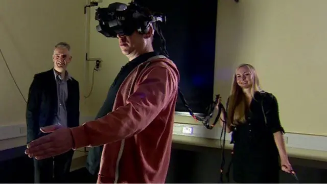 يخضع توبي حاليا للعلاج بنجاح، ووافق على إجراء تجربة نظام الواقع الافتراضي لبي بي سي