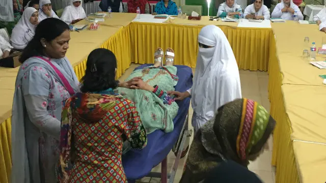 ماہرین کا کہنا ہے کہ اس طرح کی تربیت بہت پہلے منعقد ہونی چاہیے تھیں